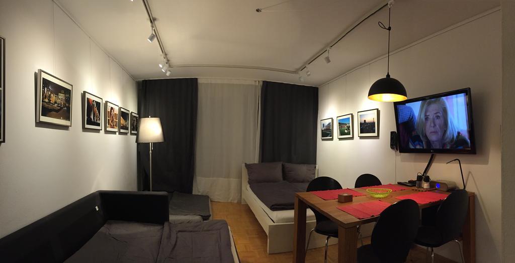 Apartment Schwabing/Olympic Park/Bmw Monaco di Baviera Esterno foto